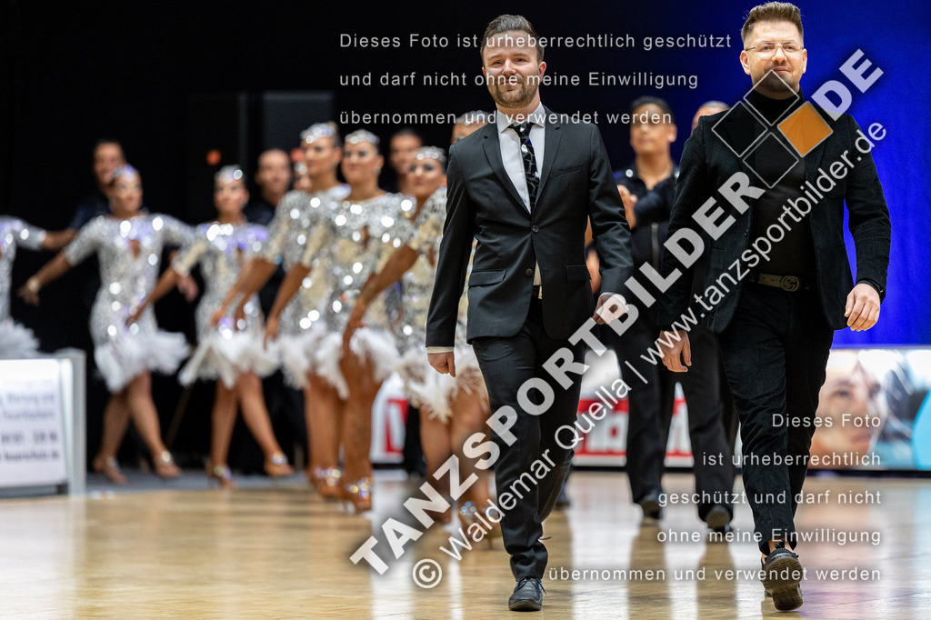20240113-10051 | Hier finden Sie Tanz Bilder vom Latein und Standard Formationen tanzen. Sportbilder vom Tanzsport. Schöne Fotos und von Weltmeisterschaft, Europameisterschaft, Bundesliga, Regionalliga, Oberliga und Landesliga sowie von GOC Stuttgart, DanceComp, WM Bremen