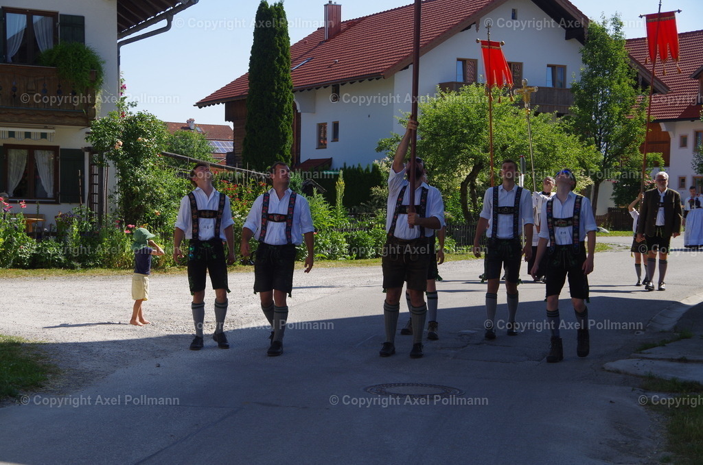 IMGP5491 | fotografiert von Axel PollmannLeonhardi Wallfahrt Benediktbeuern und Murnau, Fronleichnam, Fasching, Landschaft im Loisachtal und Benediktbeuern  - Realisiert mit Pictrs.com