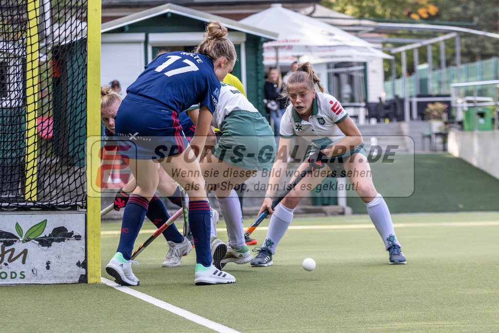 MJ_30.09.2023_F_UHTC-DHC-19 | Lisa Nolte (Düsseldorfer HC #17) & Carla Schrafen (Uhlenhorst Mülheim #18), Uhlenhorst Mülheim - Düsseldorfer HC am 30.9.2023 im Waldstadion, Mülheim a. d. Ruhr