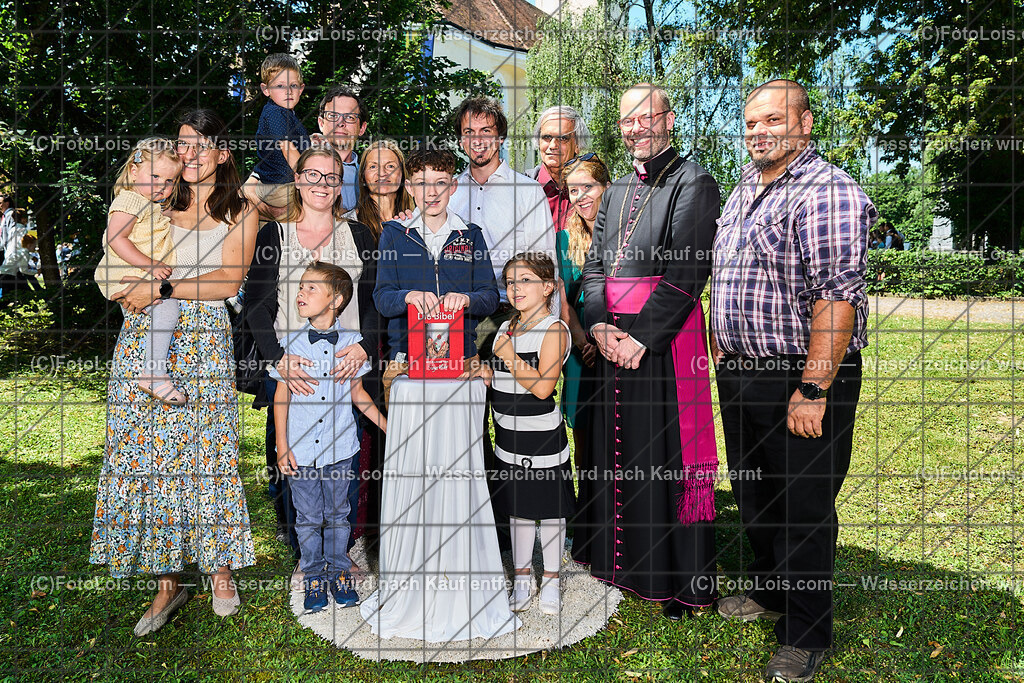 ALP1383_PfarrFirmung Wieselburg_Firmling-PateIn_Familie | (C)FotoLois.com, Alois Spandl, Firmung in der Pfarrkirche Wieselburg mit Generalvikar Dr. Christoph Weiss, Dechant Pfarrer Daniel Kostrzycki und Monignore Franz Dammerer, Sa 15. Juni 2024.