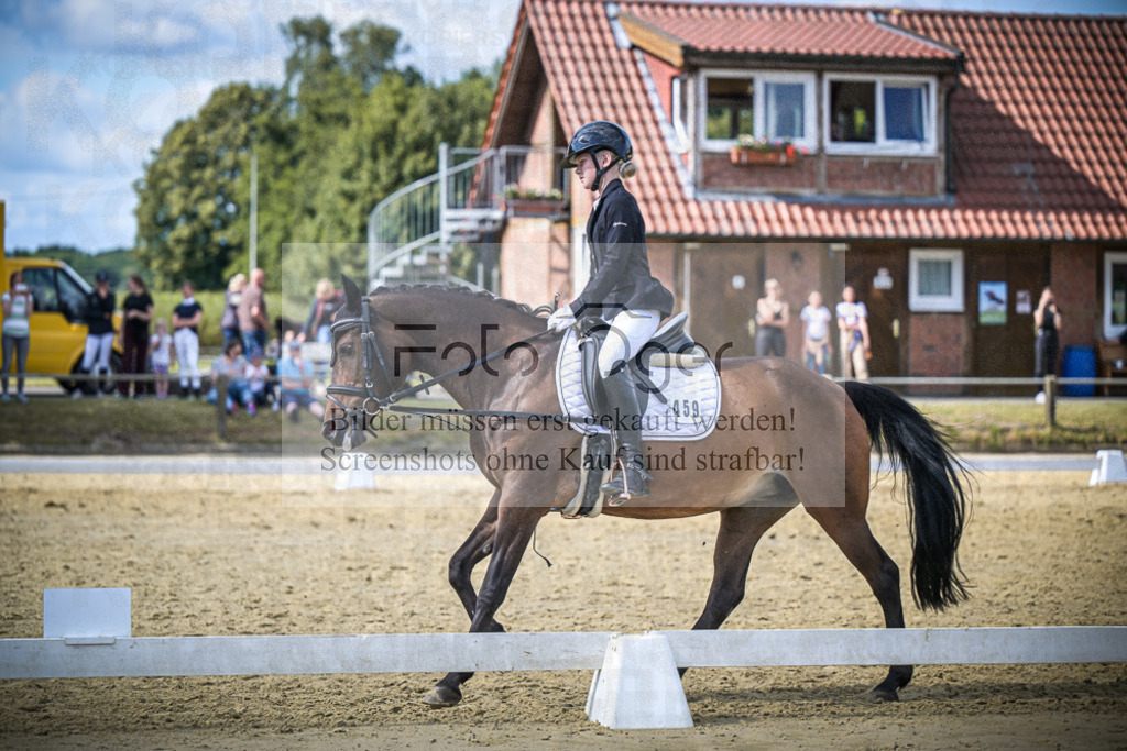 DOS_8584 | Entdecke hochwertige Reitturnierfotos von Foto Oger. Professionell, emotional und authentisch – jetzt Lieblingsmomente im Shop bestellen.Deutschlandweite Turnierfotografie. - Realisiert mit Pictrs.com