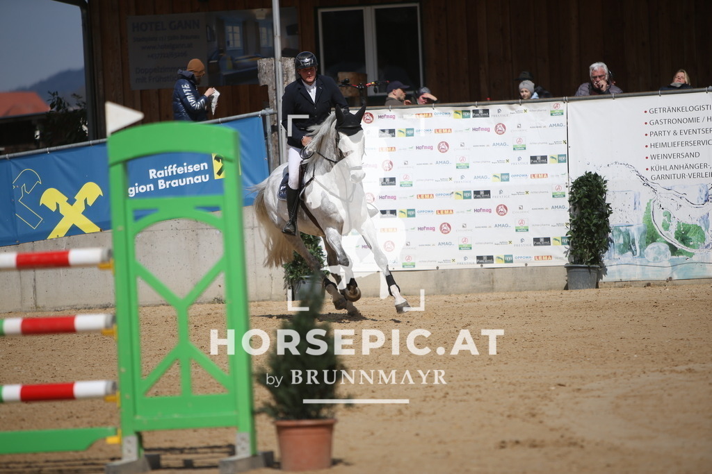 AS8V7144 | Willkommen bei Brunnmayr - Design & Fotografie – Ihrem Spezialisten für Reitturniere und Pferdeveranstaltungen in Oberösterreich, Salzburg und Bayern! Seit über 17 Jahren sind wir leidenschaftlich dabei.