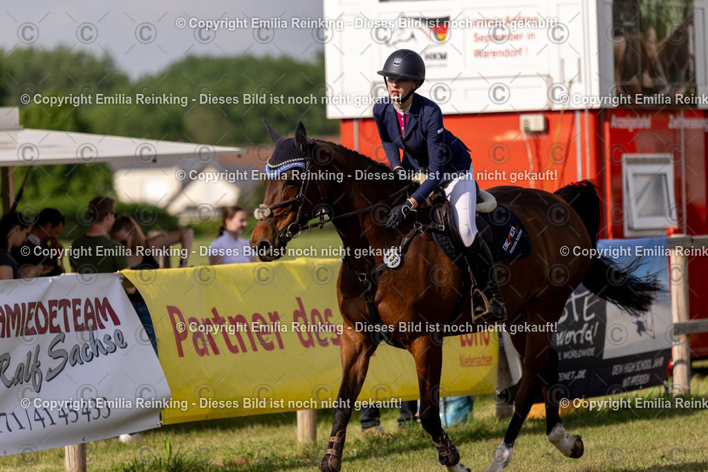 CL5A6578 | Emilia Reinking Fotografie - Realisiert mit Pictrs.com