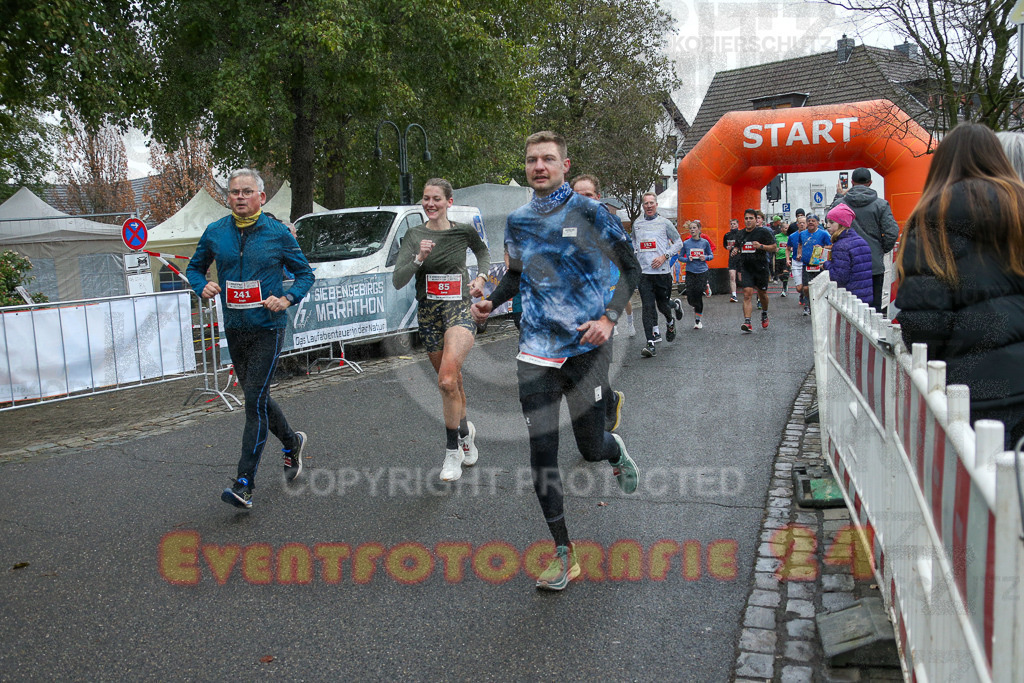 251130_1143_EX1_8493 | Sportfotografie im Rhein-Sieg Kreis, Köln, Bonn, NRW, Rheinland Pfalz, Hessen, etc. Unser Tätigkeitsfeld umfasst den Laufsport vom Volkslauf über den Marathon, Duathlon, Triathon bis zum Ultralauf wie Kölnpfad Ultra oder Schindertrail.