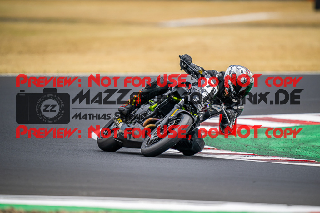 MaZZes_FotoMatrix_220624_1795 | TWINCUP