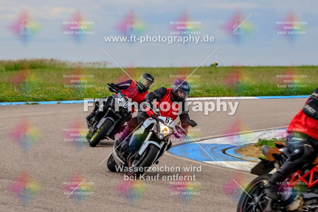 MotoTeam-2351 | Hier findet Ihr Bilder von Touristenfahrten auf der Nürburgring Nordschleife oder von anderen Veranstaltungen die ich besucht habe. Viel Spass beim Durch Schauen 