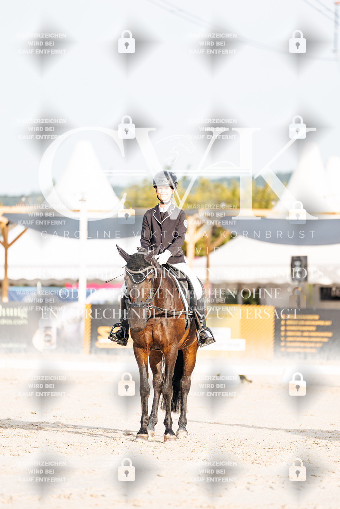 CK903746 | Turnierfotografie Pferdefotografie Trier Rheinland-Pfalz Pferdesport Reitsport Tierfotografie Sportfotografie Pferdevideo Pferdevideografie Equestrianvideography equestrianphotography  - Realisiert mit Pictrs.com
