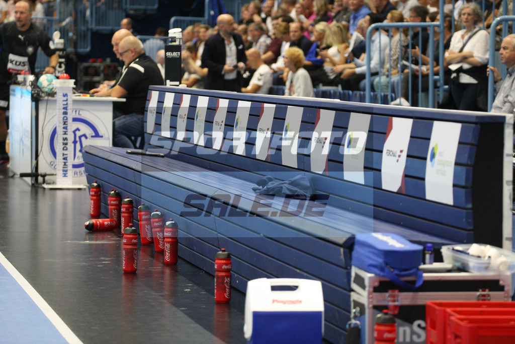 VFL Gummersbach - SC Magdeburg | VFL Bank - © Sportfoto-Sale (MK) - Realisiert mit Pictrs.com