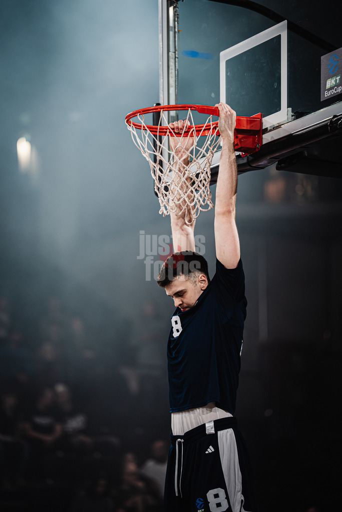 Basketball | Männer | Saison 2025/2026 | BKT EuroCup | Veolia Towers Hamburg vs. Bahcesehir College Istanbul | 14.10.2025 | Balsa Koprivica (#8, Bahcesehir College Istanbul)