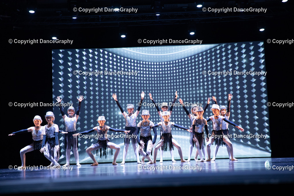 GPHY4915 | DanceGraphy - Realisiert mit Pictrs.com