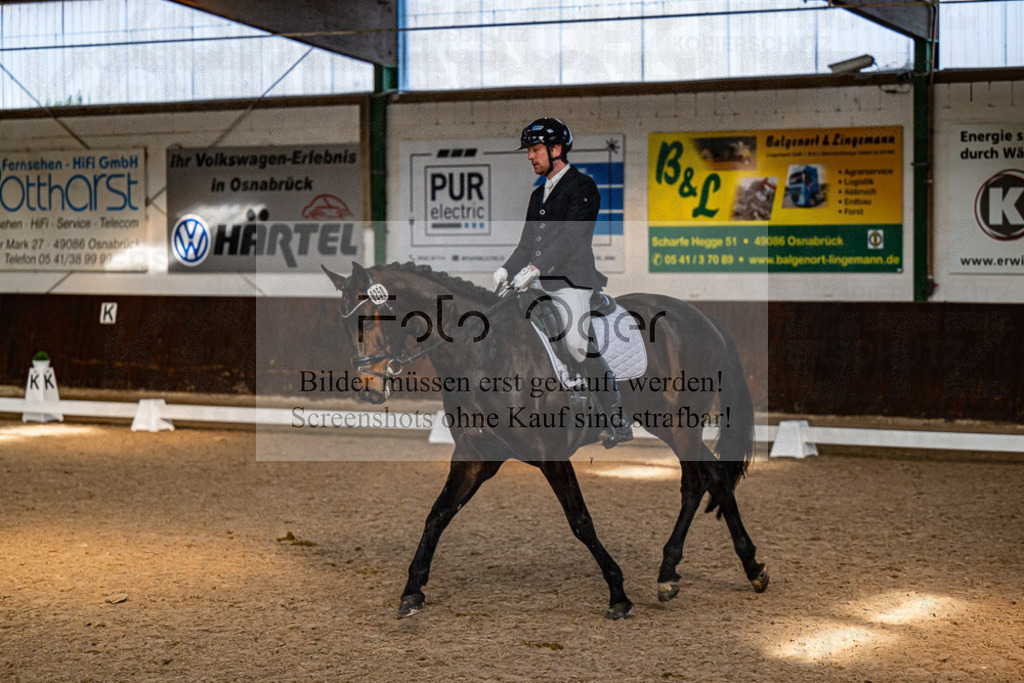20240308-DOS_4524 | Entdecke hochwertige Reitturnierfotos von Foto Oger. Professionell, emotional und authentisch – jetzt Lieblingsmomente im Shop bestellen.Deutschlandweite Turnierfotografie. - Realisiert mit Pictrs.com