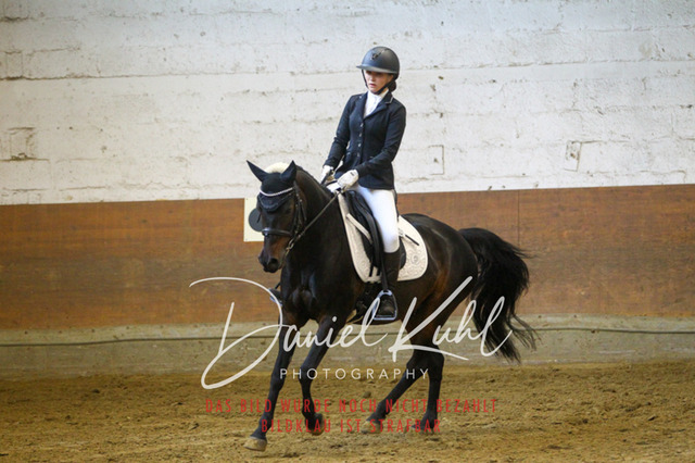 DKP43355 | Turniersportfotografie; Pferdefotografie; Dressurfotografie