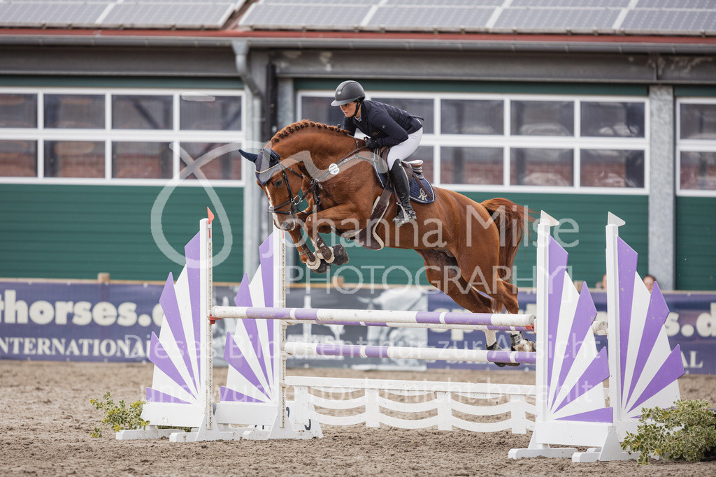 230411_Mühlen_03SprPf-L-468 | Deine schönsten Turniermomente als professionelle Fotos! Entdecke hochwertige Pferdesport-Fotografie im Online-Shop. Jetzt Fotos finden & bestellen!
