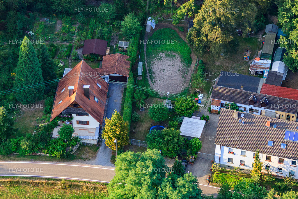 Haus am Waldrand im Ortsteil Bienwaldmühle | Luftbild: Haus am Waldrand im Ortsteil Bienwaldmühle in Scheibenhardt im Bundesland Rheinland-Pfalz in Deutschland. Foto: IMG_59043.jpg vom 04.08.2013 durch Werner Riehm/FLY-FOTO.de - Realisiert mit Pictrs.com