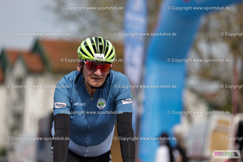VJ__9510 | Neusiedlersee Radmarathon 2026@sportshot_your_pictrs #yourpictures#roadtowm2029 #nrm #neusiedlerseeradmarathon #neusiedlersee #neusiedlerseetourismus #burgenland #mörbisch #nrm26 #burgenlandtourismus #voglundco #poweredbyburgenlandtourismus #radsport #rad #marathon #ucigranfondo #visitburgenland #ucigranfondoworldseries