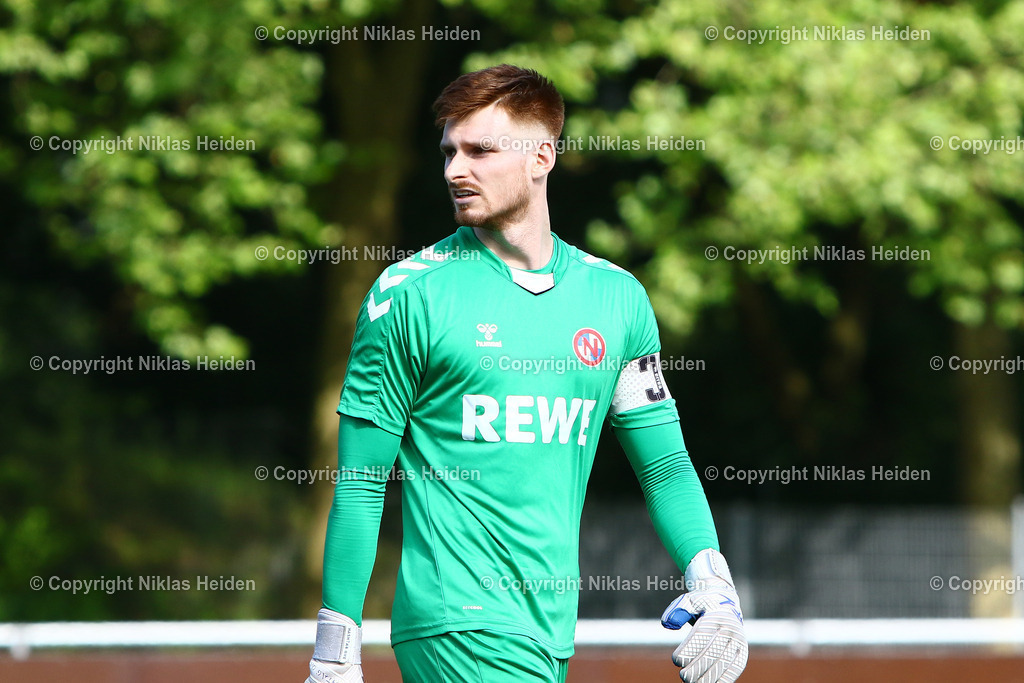NH_FCEintrachtNorderstedtU23_FCVoranOhe_OberligaAufstiegsrunde_25052024 | #1 Sönke Norbert Günther (FC Eintracht Norderstedt U23)

Fußball I Herren I Aufstiegsrunde Oberliga Hamburg I Saison 2023-2024 I Rückspiel I FC Eintracht Norderstedt U23 - FC Voran Ohe I 25.05.2024 I Sportplatz Garstedt
