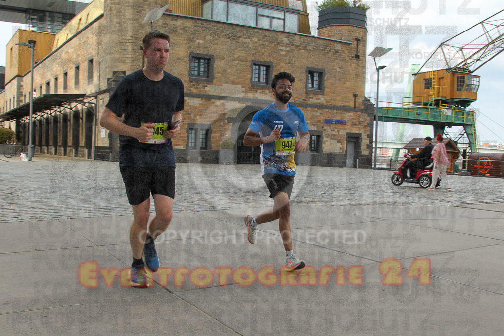 250920_1528_EV4_8899 | Sportfotografie im Rhein-Sieg Kreis, Köln, Bonn, NRW, Rheinland Pfalz, Hessen, etc. Unser Tätigkeitsfeld umfasst den Laufsport vom Volkslauf über den Marathon, Duathlon, Triathon bis zum Ultralauf wie Kölnpfad Ultra oder Schindertrail.