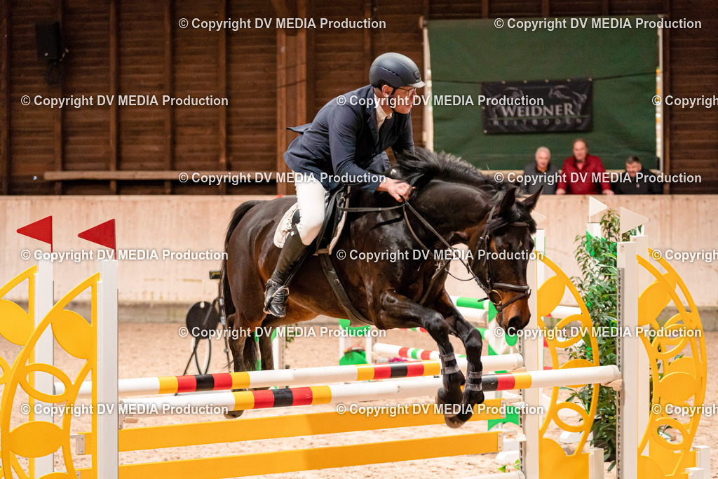 Springen Tag 1-348 | dv-media-shop - Realisiert mit Pictrs.com