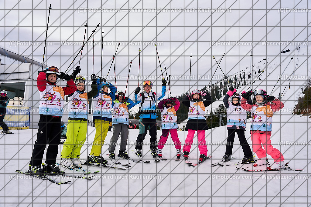 ALP5396_Schischule Haginger_Semesterkurs_Skigruppe LINA | (C)FotoLois.com, Alois Spandl. Schischule Haginger, Semesterkurs-Abschlusstag mit Rennlaufbewerb, Fr 9. Februar 2024.