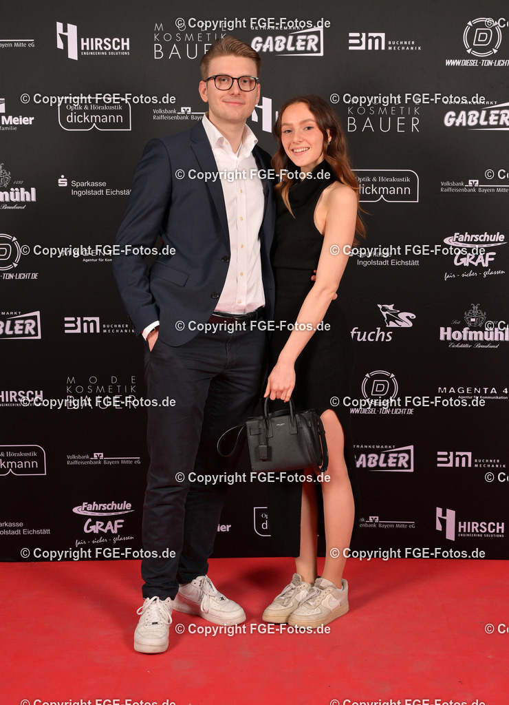 20240114-fge-fotos-0407 | Eröffnungsball der FGE am 14.01.2024 im Alten Stadttheater in Eichstätt. - Realisiert mit Pictrs.com