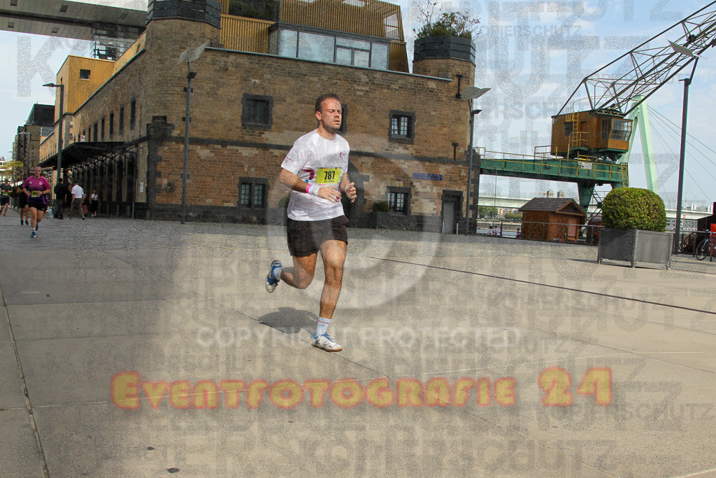 250920_1328_EV4_5694 | Sportfotografie im Rhein-Sieg Kreis, Köln, Bonn, NRW, Rheinland Pfalz, Hessen, etc. Unser Tätigkeitsfeld umfasst den Laufsport vom Volkslauf über den Marathon, Duathlon, Triathon bis zum Ultralauf wie Kölnpfad Ultra oder Schindertrail.