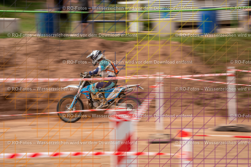 Niederwürzbach 4 Lauf-1827 | Sportfotografie von RO-Fotos: Motorsport, Motocross, Enduro, Laufveranstaltungen und Triathlon. Professionelle Fotos von Sportlern und Events. - Realisiert mit Pictrs.com