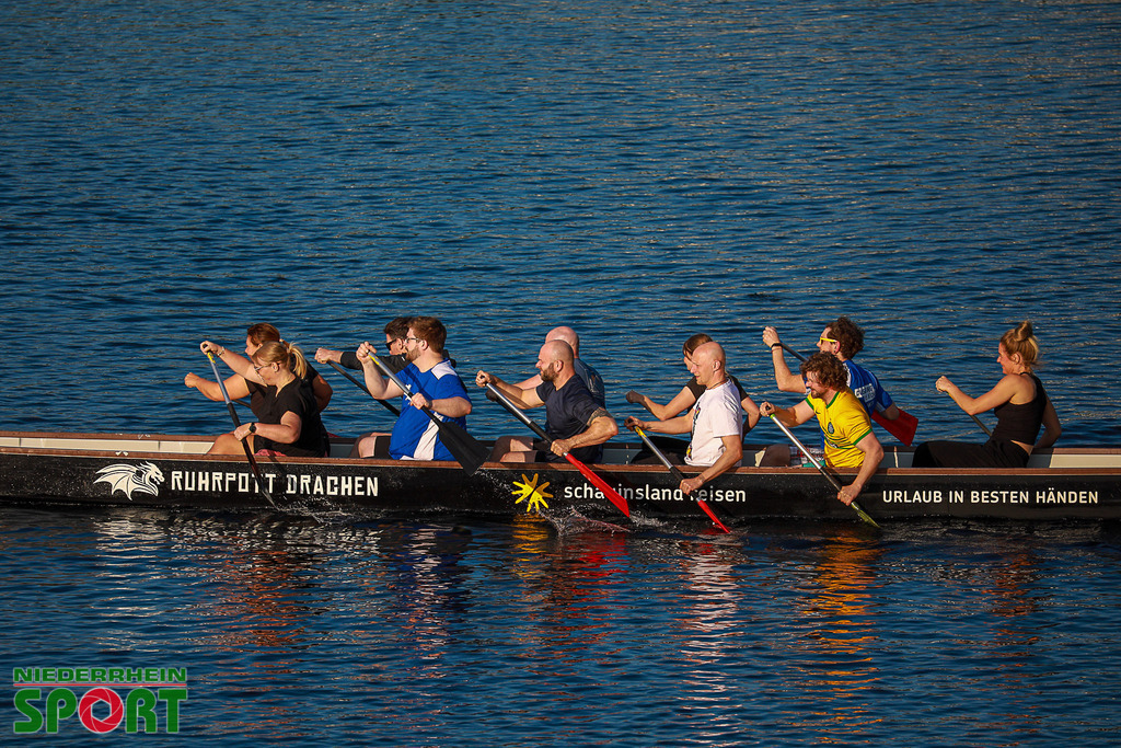 Drachenboot-Training_Wedau110625_013 | Bildergalerie von Sport-Ereignissen aber auch von weiteren spannenden Dingen - nicht nur vom Niederrhein. In Anlehnung an den bekannten Spruch von Hanns Dieter Hüsch heißt das Motto: "Niederrhein ist überall".  - Realisiert mit Pictrs.com