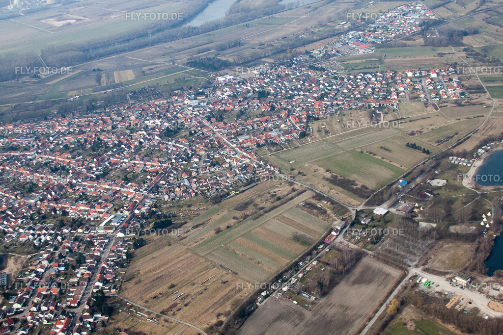 Ortsansicht | Luftbild: Ortsansicht im Ortsteil Oberhausen in Oberhausen-Rheinhausen im Bundesland Baden-Württemberg in Deutschland. Foto: IMG_37834.jpg vom 12.03.2011 durch Werner Riehm/FLY-FOTO.de - Realisiert mit Pictrs.com