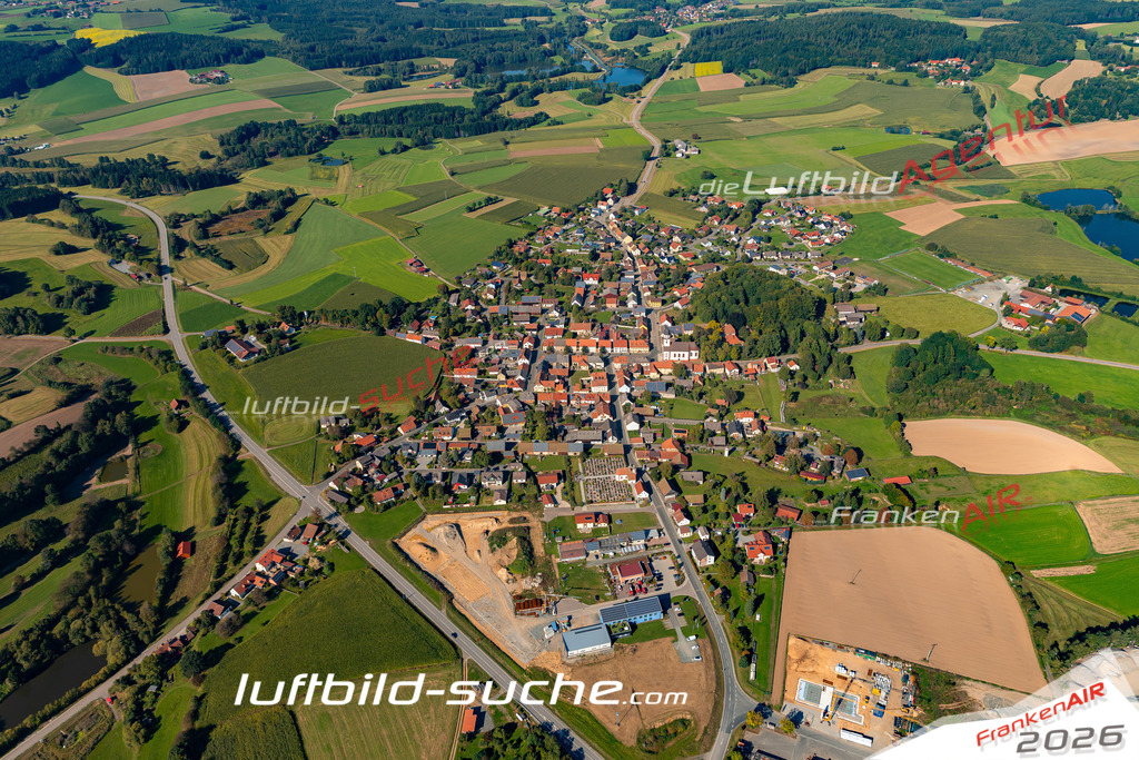 Aktuelles Luftbild von  Winklarn Kauf mit Lizenz / Bildrechten möglich- Die Luftaufnahme wurde 2021 mittels UL-Flugzeug erstellt ( keine Drohne ) - hochauflösende Kamera-Systeme von  Canon -Beste Qualität - Für grossformatige Ausdrucke geeignet. Die Geschenkidee !