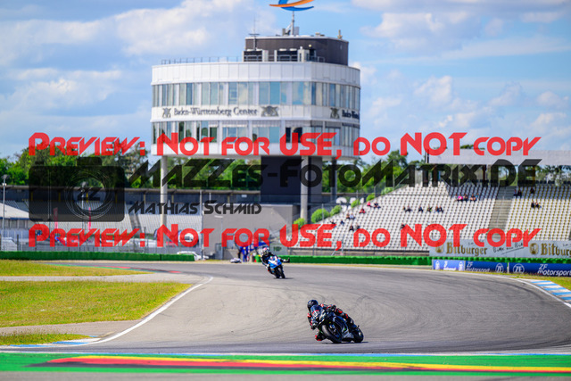 MaZZes_FotoMatrix_240615_8590 | WEISS