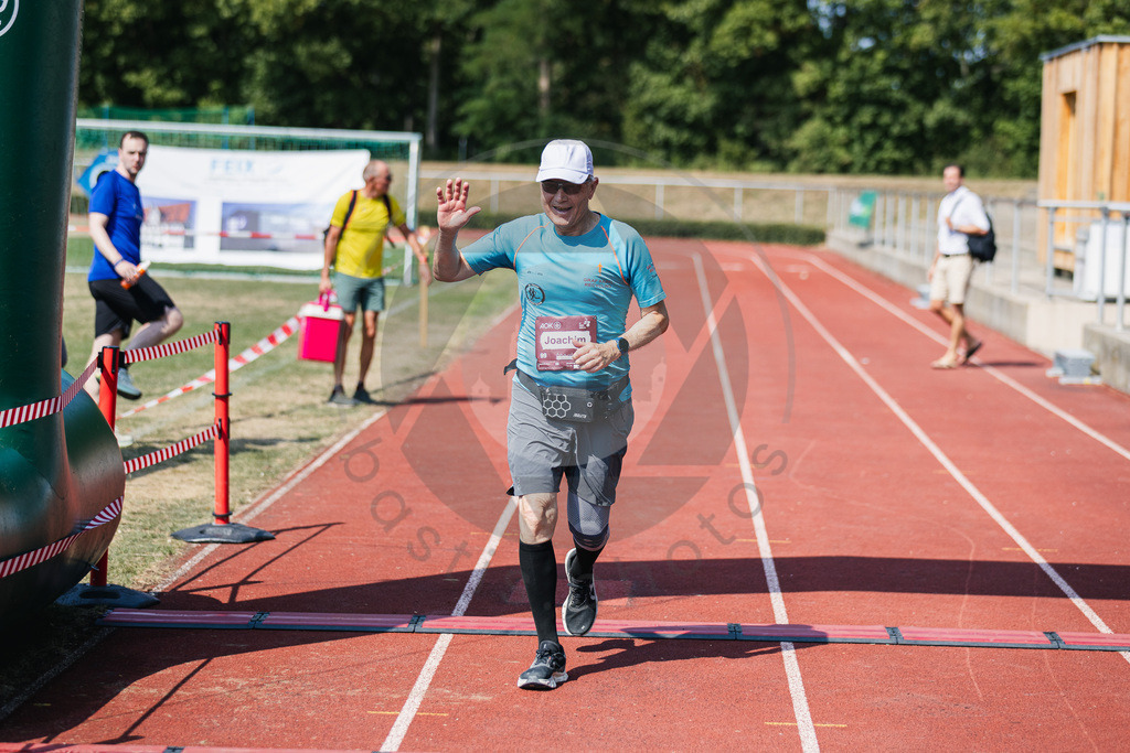 2026-07-26 Halbmarathon Moenchsdeggingen - 00854 | bastis.photos - Realisiert mit Pictrs.com