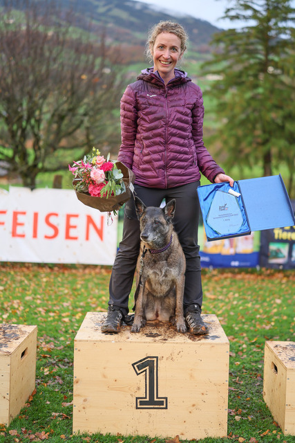 2025_Rally_Obedience_SM-291 | Ich fotografiere Hundeausstellungen, Sportanlässe, Zuchtstätten, Hundezucht, Hundeportrait, Lagotto - Realisiert mit Pictrs.com