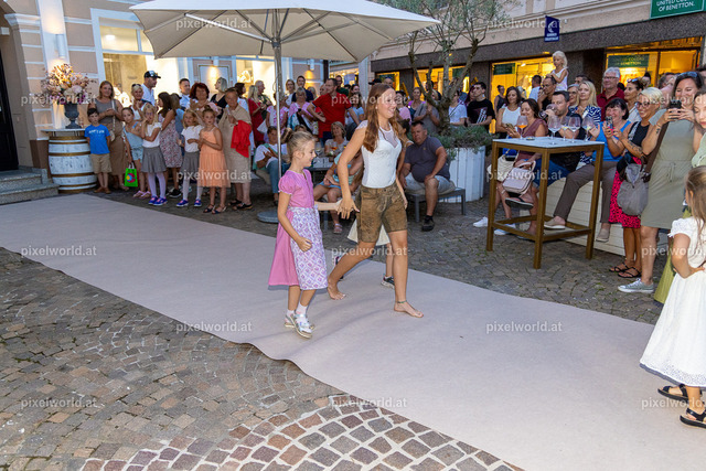 Sommereinkaufsnacht | Bildershop von pixelworld.at - Realisiert mit Pictrs.com