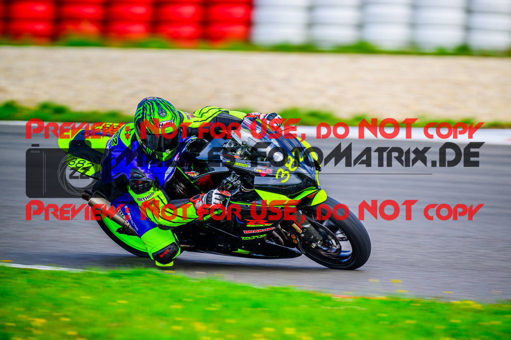 MaZZes_FotoMatrix_240910_6007705_8401 | ROT