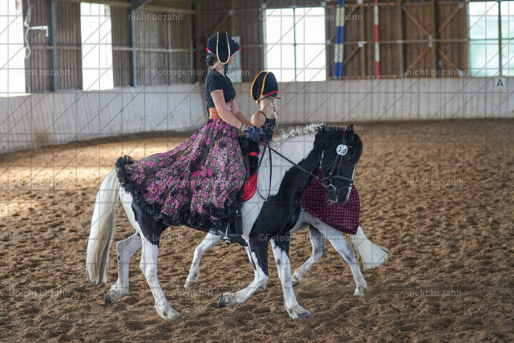 20230917-FAH09820 | Landsberg am Lech, 2023, Kaufbeuren, Kempten, Allgäu, Turnierfotografen Bayern, Fotoagentur Herrmann, Turnierbilder, Reitsport Fotos, Pferdefotograf, Augsburg, Bad Tölz, Dachau, Karlsfeld, Memmingen, Buchloe, Schwabmünchen