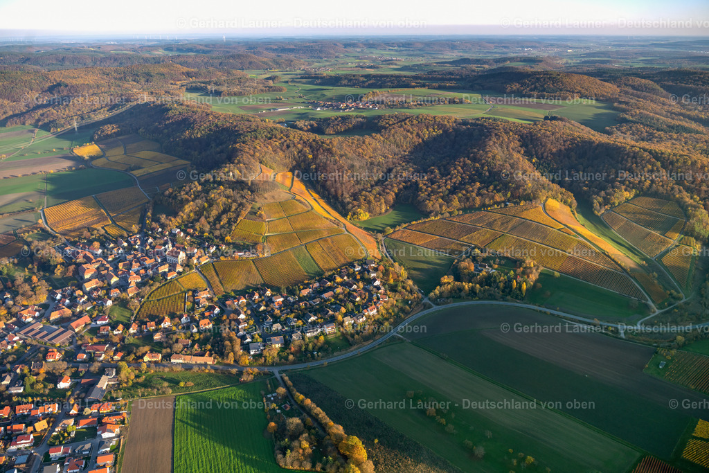 4042834 | Weinberge bei Castell, Weinlage Kirchberg, Schloßberg, Steigerwald
