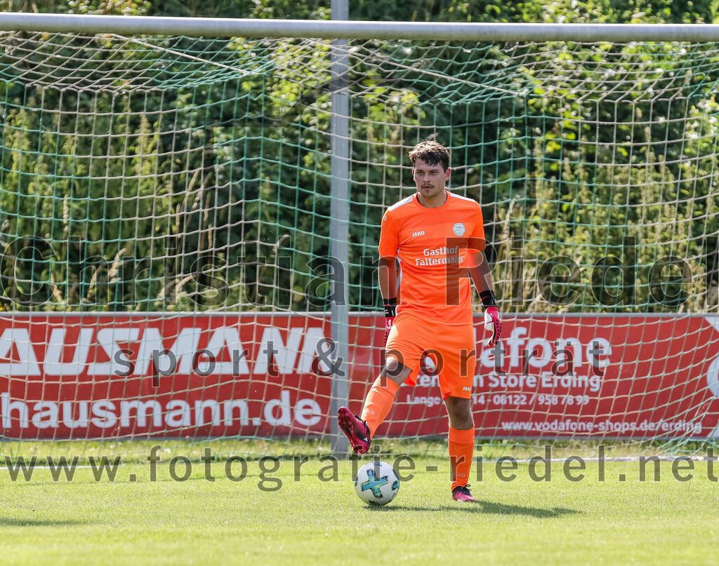 2023-07-09_011_FC_Forstern_gegen_SpVgg_Neuching | Forstern, Deutschland, 09.07.2023:
Fußball, Kreisklasse 2023 / 2024, Testspiel, FC Forstern gegen SpVgg Neuching, Endergebnis: 2:4

Torwart Niklas Desiderato (SpVgg Neuching, #1)

Foto: Christian Riedel / fotografie-riedel.net