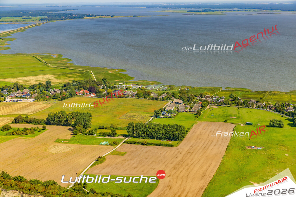 Schöne Luftaufnahme als Geschenk in Alt- und Niehagen Ahrenshoop - Die Luftbildaufnahme wurde 2025 vom UL-Flugzeug heraus erstellt ( keine Drohne ) - Hochauflösende Luftaufnahme -Nicht vergleichbar mit Google Maps oder Satelittenbilder- Die Geschenkidee !Mit Lizenz und Bildrechte bestellbar