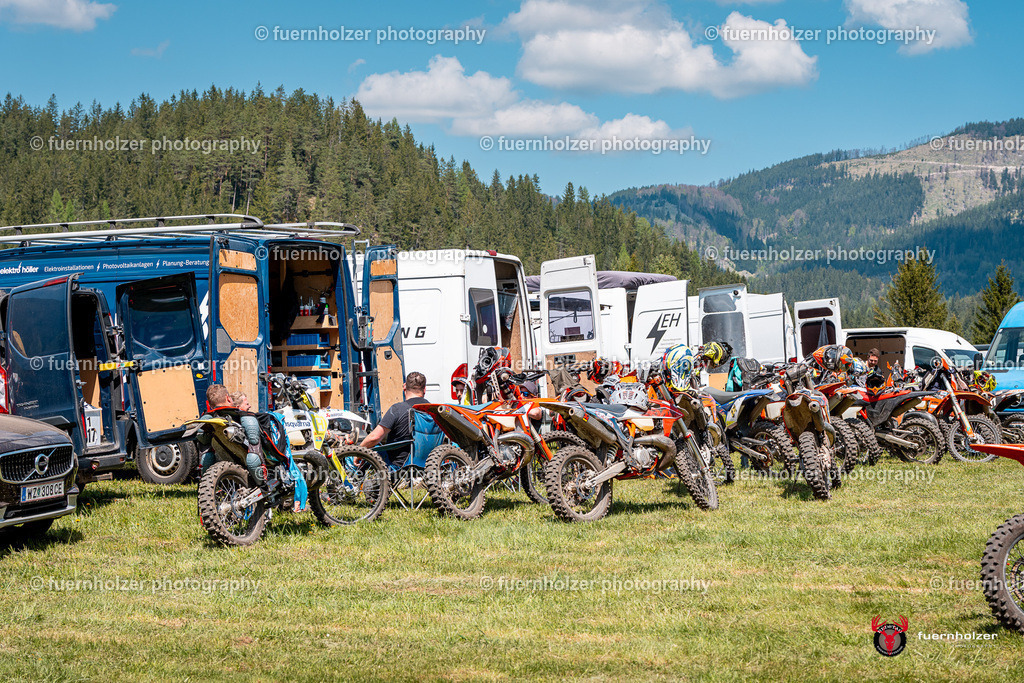 fuernholzer_250501-C2-256 | Fotografische Impressionen von der Red Stag Enduro Extreme by fuernholzer-photography.com. Endurosport in Österreich fotografisch festgehalten von fuernholzer. Auftragsfotografie für Private, Gewerbefotos und Industriefotografie. Eventfotografie, Sportfotografie und Motorsportfotografie. Anbieter von Fotoworkshops, Fototraining, fotografischen Vorträgen und Fotoseminaren.