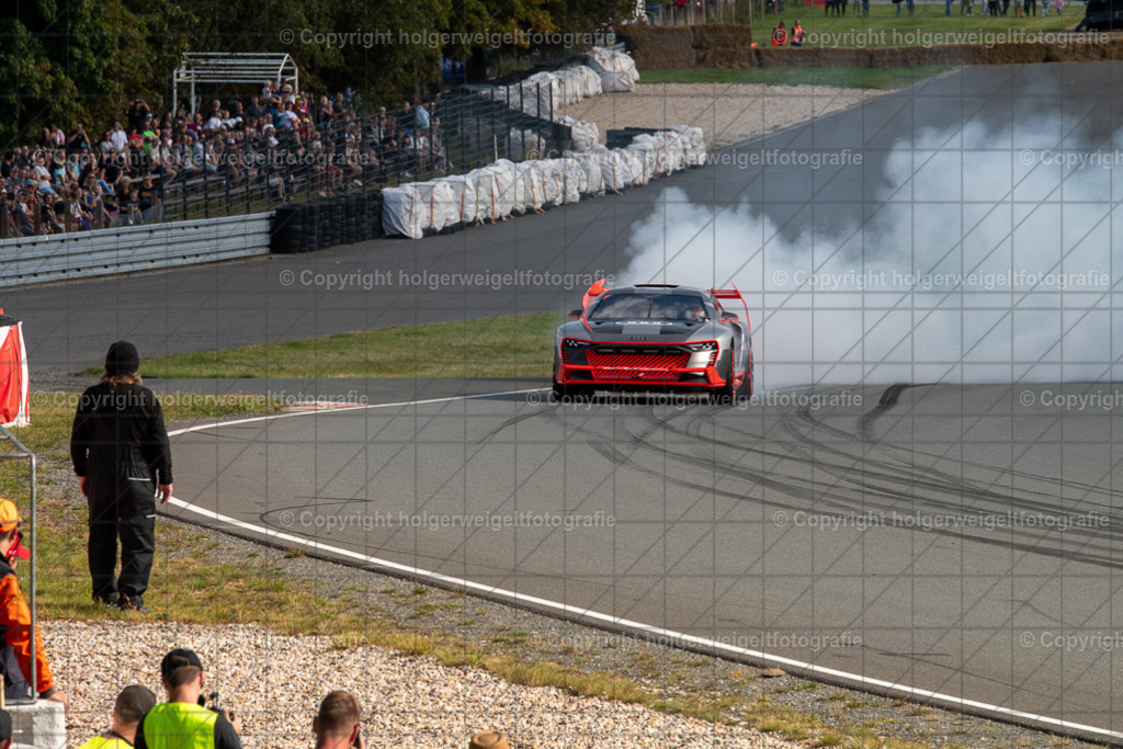 20250906160305D75_6486 | Bitte beachten!!!
Alle Fotos dieser Galerie sind nur grundbearbeitet. Im Falle eines Verkaufs, werde ich die Fotots noch mit dem nötigen Feinschliff versehen. - Realisiert mit Pictrs.com