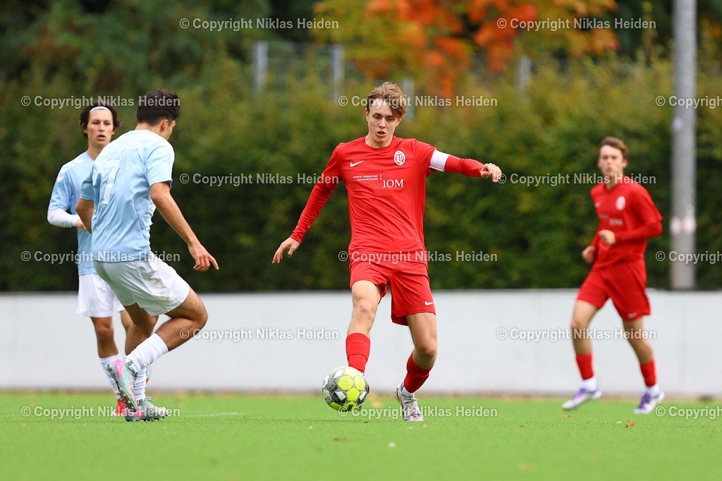 NH_EimsbüttelerTVU19_Altona93U19_RegionalligaNord_11102025 | #6 Paul Henri Weiß (Eimsbütteler TV U19)Fußball I Junioren I A-Junioren Regionalliga Nord I Saison 2025-2026  I 7. Spieltag I Eimsbütteler TV U19 - Altona 93 I 11.10.2025 I Sportzentrum Hoheluft