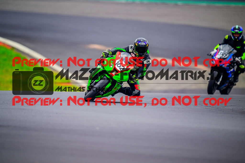 MaZZes_FotoMatrix_240804_6007705_7873 | Fotograf Mathias Schmid
Sportfotograf,
Eventfotograf,
Hochzeitsfotograf,
Portraitfotograf