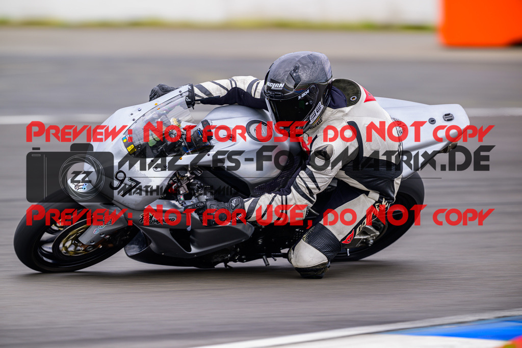 MaZZes_Fotomatrix_20250421_6021986_5324 | GELB