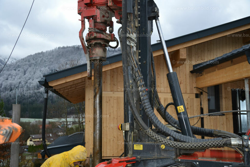 bib-lg16-heizung-0033 | Nach LV-Leistungsgruppen sortierte Detailfotos über den Bau eines Hauses. Alle Hausbau-Bilder direkt vom Urheber und Autor der Website Haus-Selber-Bauen.com