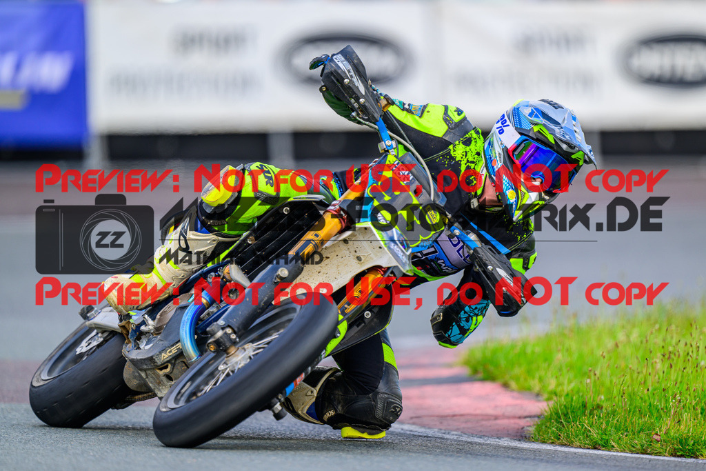 MaZZes_FotoMatrix_240623_6007705_2003 | S1