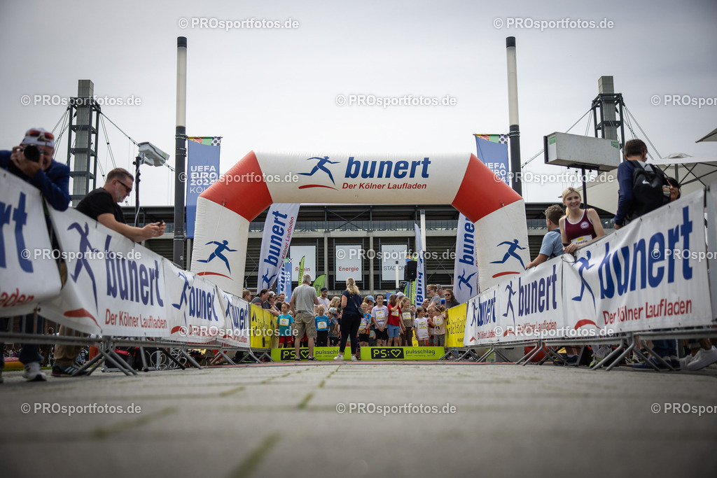 Stadionlauf Köln, 26.05.2024 | Impressionen von Stadionlauf Köln am 26.05.2024 rund um das RheinEnergie-Stadion in Koeln-Müngersdorf.