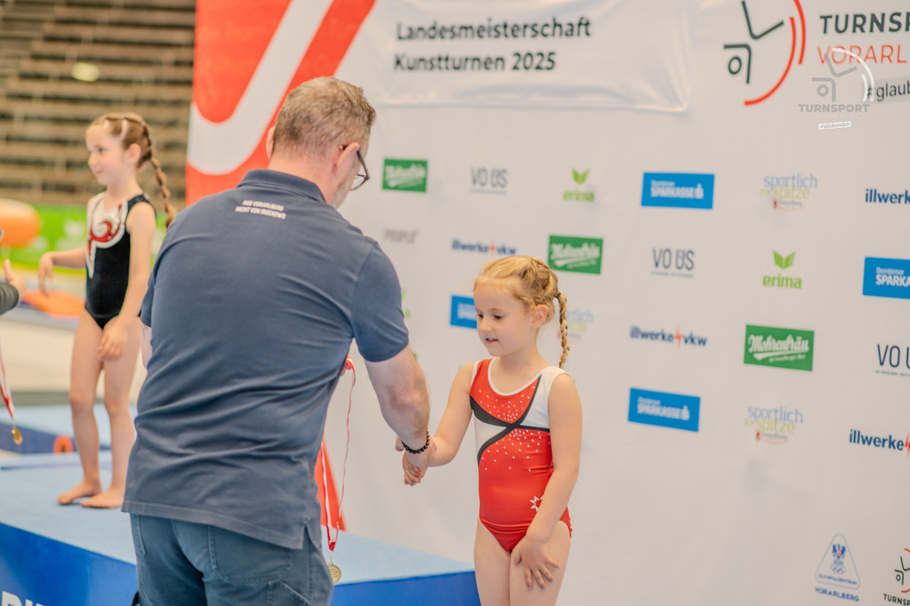 _DSC8626 | "Fussifoto.com – Ihr Ansprechpartner für hochwertige Fotografie! Entdecken Sie kreative Bilder und professionelle Dienstleistungen. Kontaktieren Sie uns für Ihre Projekte!"