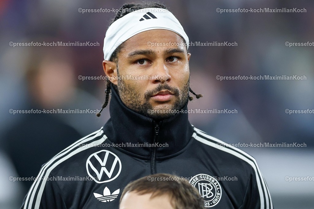 DFB10102502101 | 10.10.2025, Fußball, Länderspiel, Deutschland - Luxemburg, UEFA WM-Qualifikation, 2025/2026, Gruppe A, PreZero Arena in Sinsheim: Serge Gnabry (GER #20) DFB regulations prohibit any use of photographs as image sequences and or quasi-video.