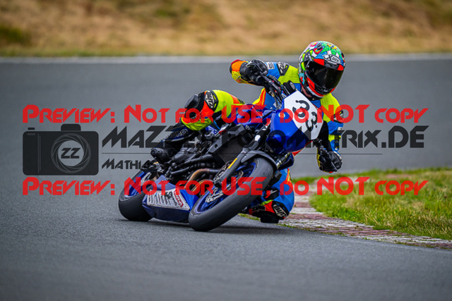 MaZZes_FotoMatrix_220723_1853 | TWIN