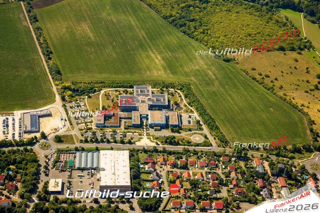 Krankenhaus Apolda Bild- Das Luftbild wurde 2025 vom UL-Flugzeug heraus erstellt ( keine Drohne bzw. Drohnenaufnahme ) - Hochauflösende Luftaufnahme -Nicht vergleichbar mit Google Maps oder Satelittenbilder- Die Geschenkidee !Mit Lizenz und Bildrechte bestellbar - CC